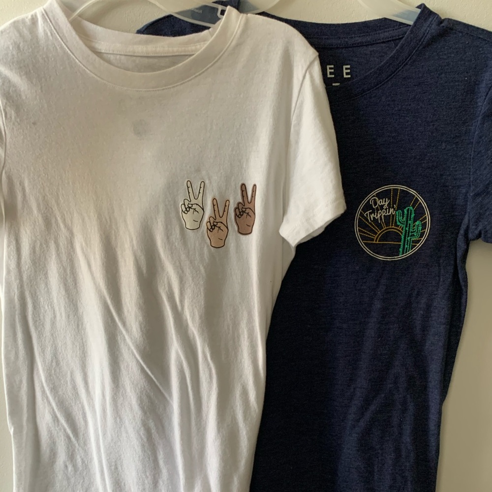 T-shirt bundle from aero!